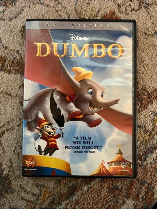 Disney Other - Disney Dumbo DVD